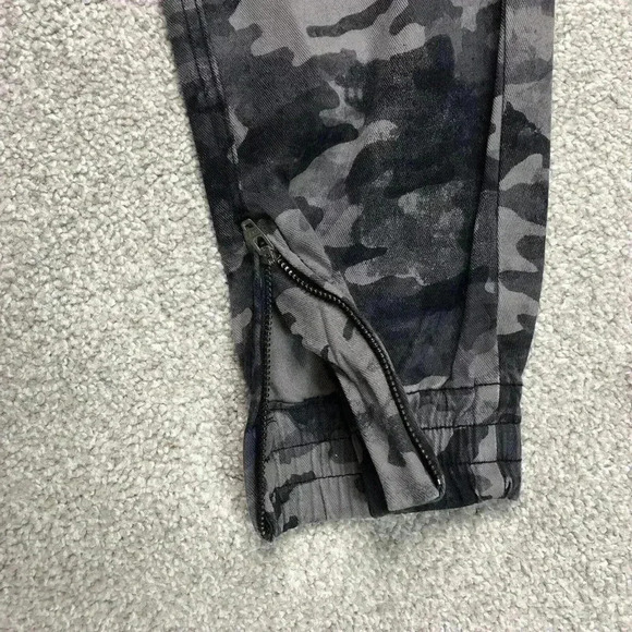 Spanx Camo Jogger Pants Black and Grey NWT NEW - Picture 7 of 14